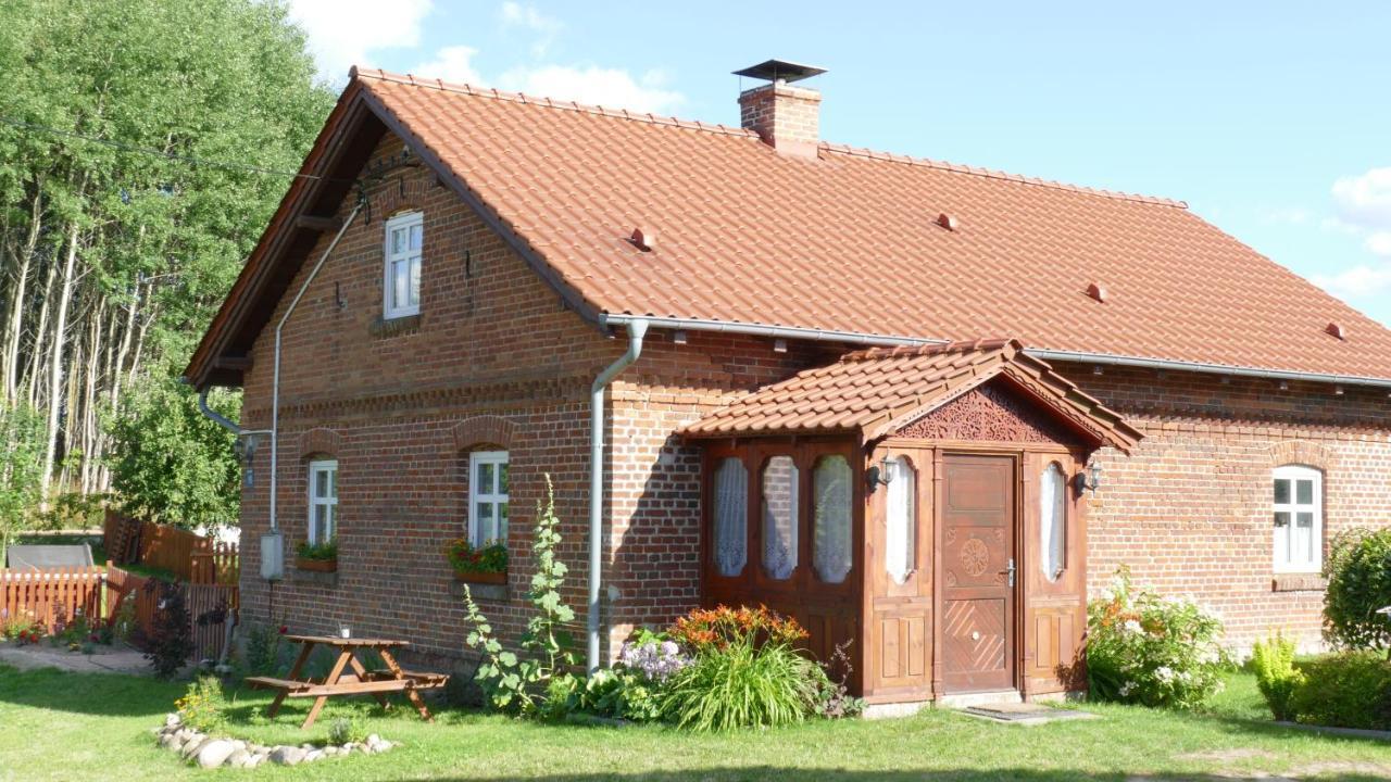 Warminskie Mieszkanko Biskupiec  Exterior photo